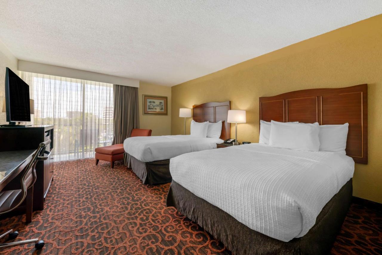 Best Western Plus North Miami-Bal Harbour Екстериор снимка