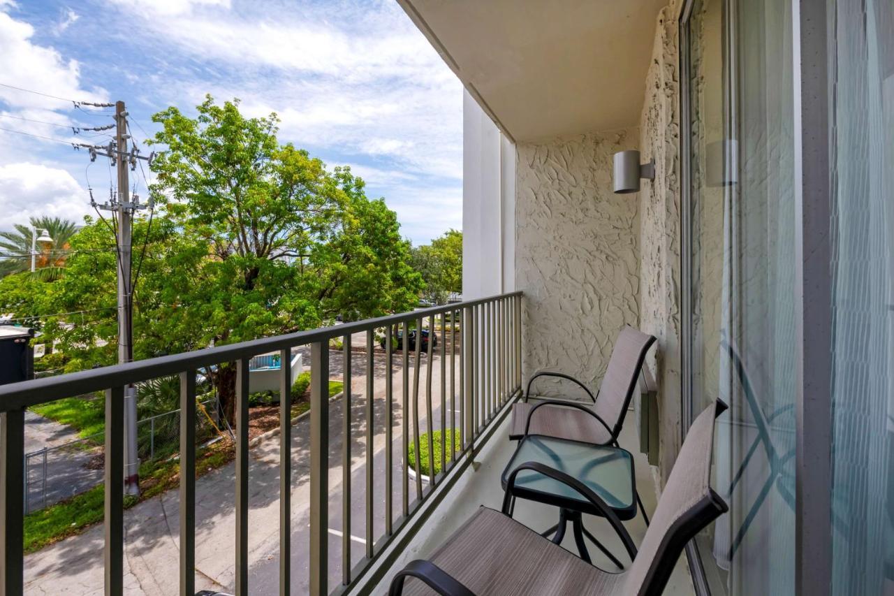 Best Western Plus North Miami-Bal Harbour Екстериор снимка