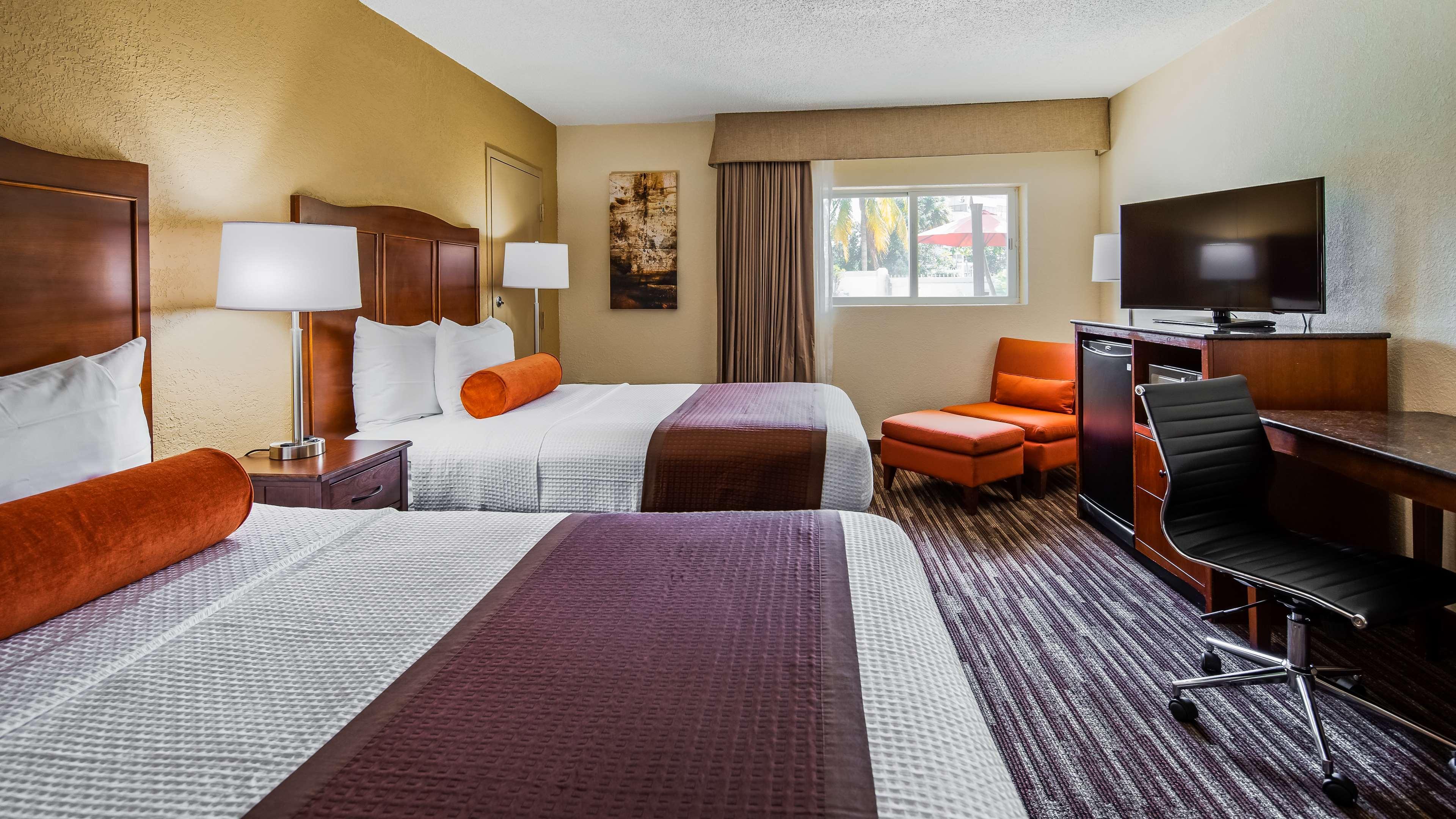 Best Western Plus North Miami-Bal Harbour Екстериор снимка