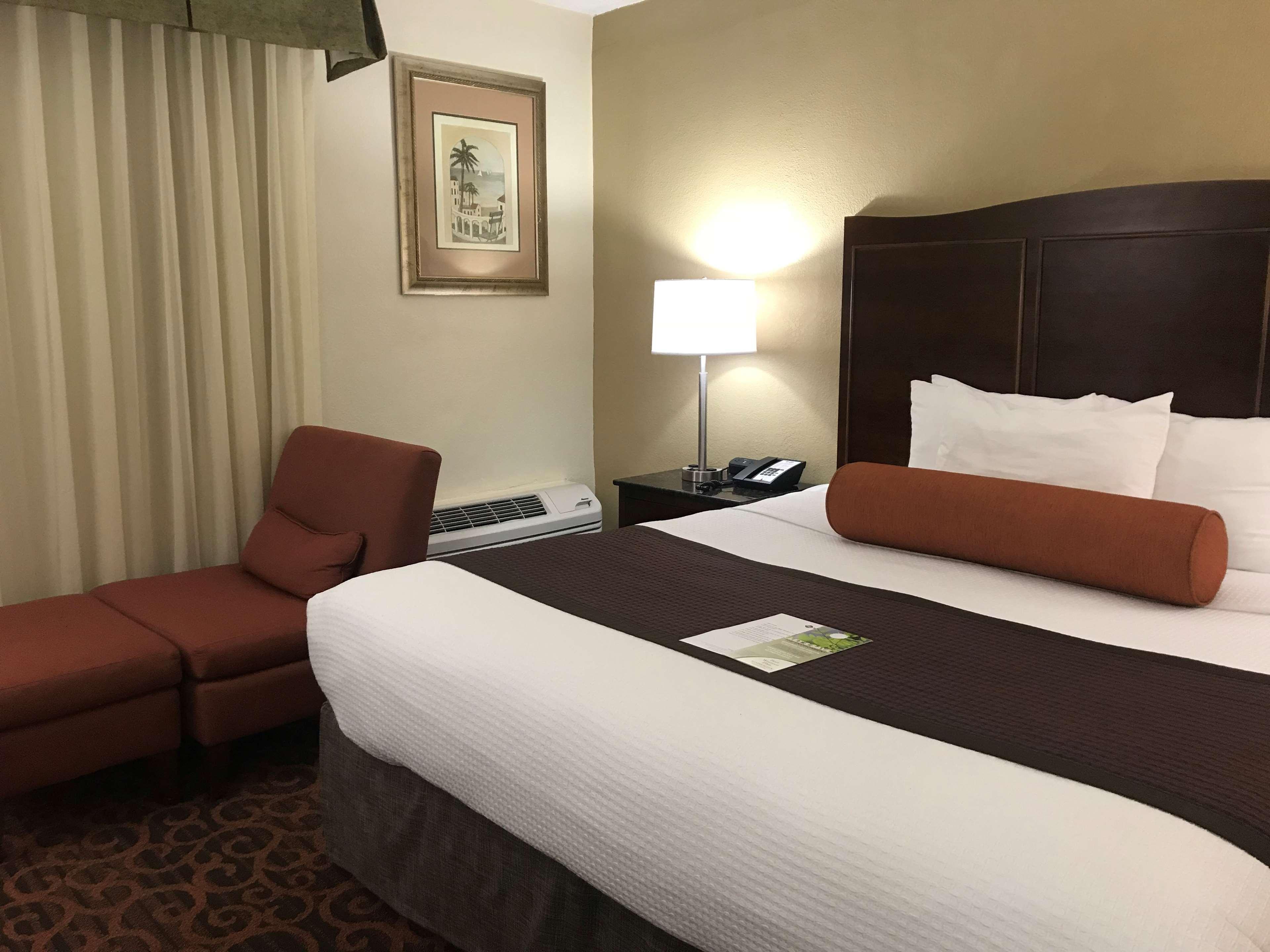 Best Western Plus North Miami-Bal Harbour Екстериор снимка