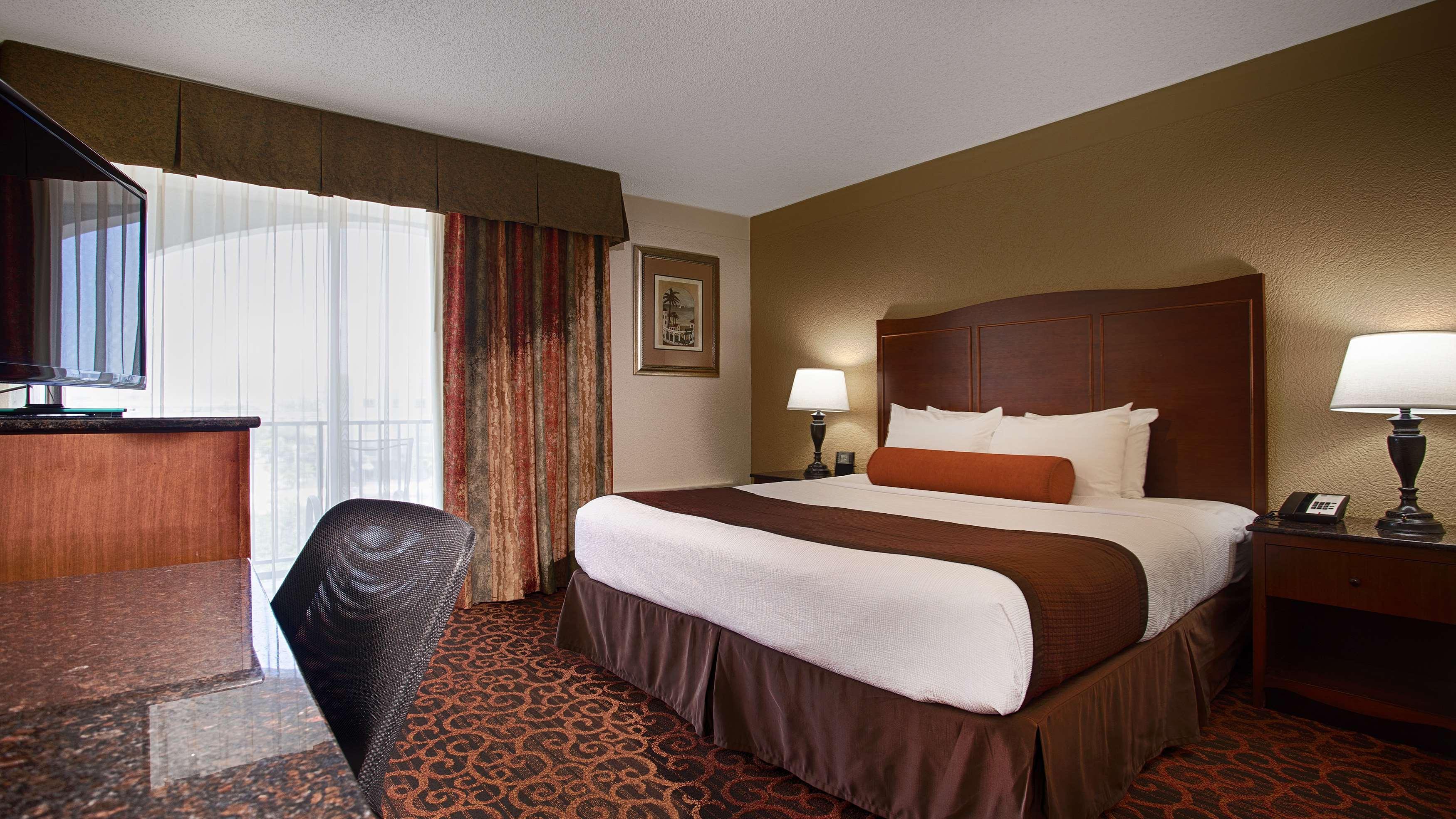 Best Western Plus North Miami-Bal Harbour Екстериор снимка